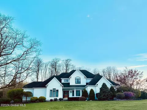 12 Devonshire Way, Halfmoon, NY 12065 photo 43