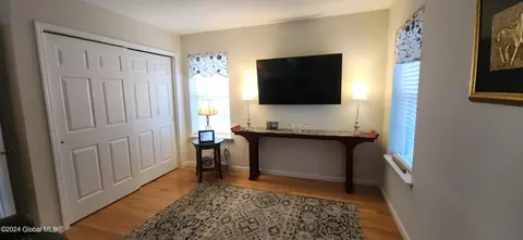 35 Highpointe Dr, Troy, NY 12182 photo 21