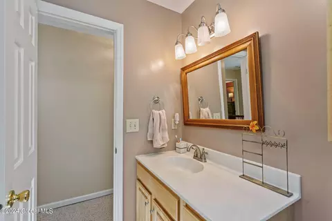 4043 Ryan Pl, Schenectady, NY 12303 photo 38