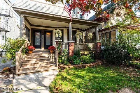 17 Cuyler Ave, Albany, NY 12209