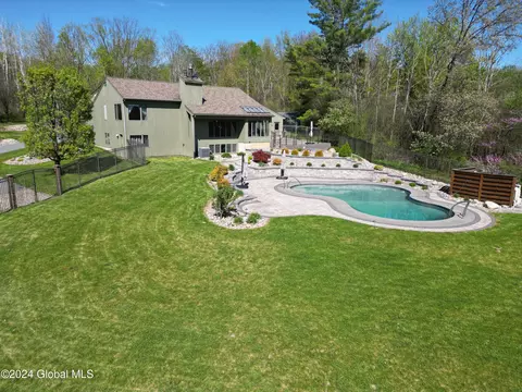 1676 Gower Rd, Glenville, NY 12302