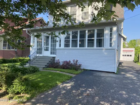 53 Grove Ave, Albany, NY 12208