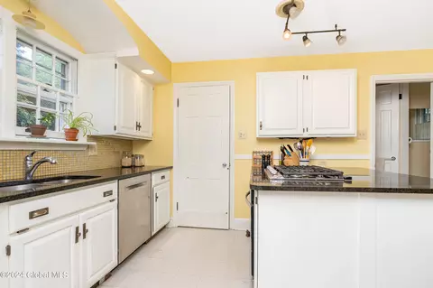 Kitchen - 11 Darroch Rd, Delmar, NY 12054 photo 1 of 4