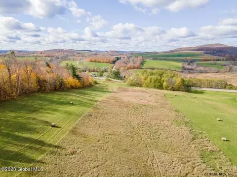 131 New York 145 # l13, Sharon Springs, NY 13459