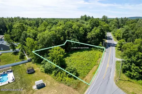 83 Traver Rd, Wilton, NY 12831
