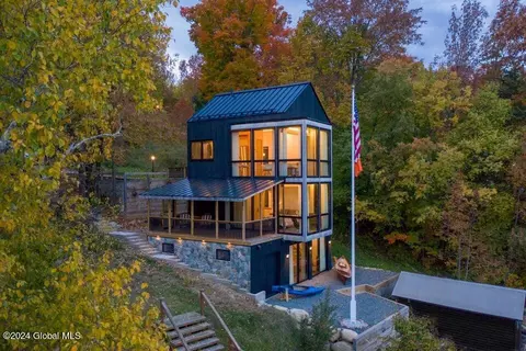 202 Lake Shore Dr # A, Indian Lake, NY 12842