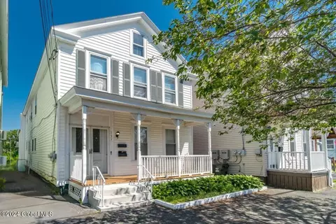 137 Hudson Ave, Green Island, NY 12183