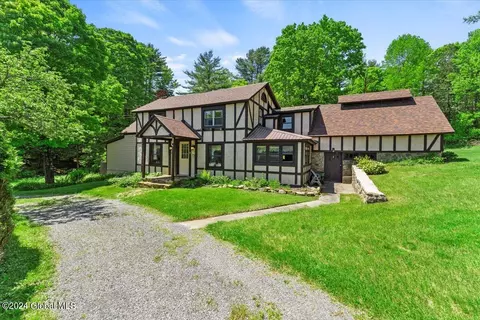 781 Wall St, Bolton, NY 12824