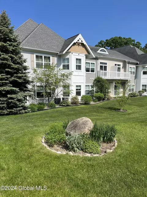 705 Heather Ln, Altamont, NY 12009 photo 6