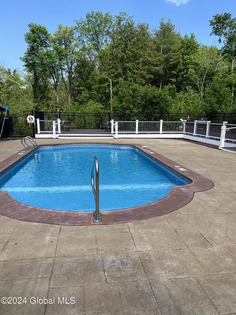 705 Heather Ln, Altamont, NY 12009 photo 29