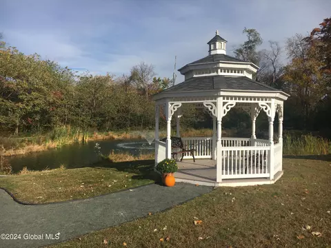 705 Heather Ln, Altamont, NY 12009 photo 30
