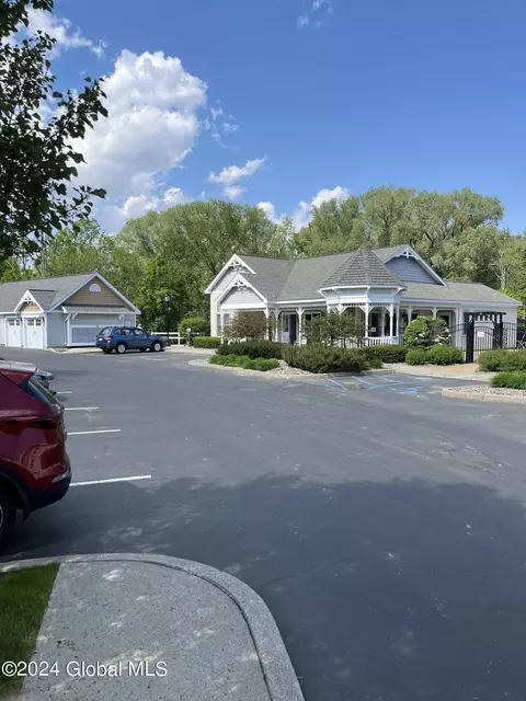 705 Heather Ln, Altamont, NY 12009 photo 24