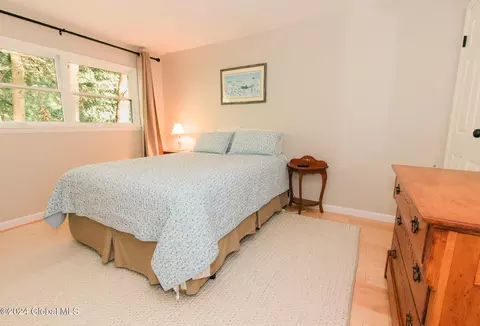 Bedroom - 232 Bear Gulch Rd, Summit, NY 12175 photo 3 of 6