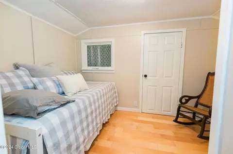 Bedroom - 232 Bear Gulch Rd, Summit, NY 12175 photo 5 of 6