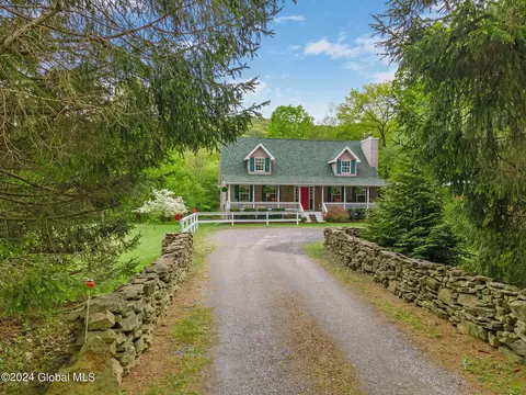 340 Clove Rd, Cobleskill, NY 12043