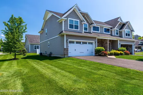 1 Guiliana Cir, Troy, NY 12180