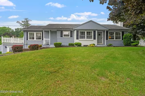 1 Southern Dr, Latham, NY 12110