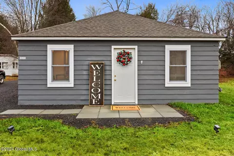 6959 Fuller Station Rd, Schenectady, NY 12303