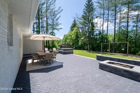 Exterior - 3 S Devitt Rd, Waterford, NY 12188 photo 6 of 17