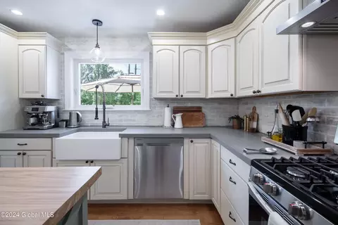 Kitchen - 3 S Devitt Rd, Waterford, NY 12188 photo 5 of 6