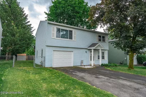 79 Homewood Ave, Watervliet, NY 12189