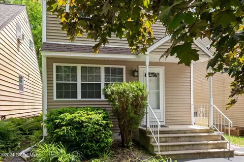 168 Donald Ave, Schenectady, NY 12304