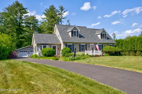 515 Grand Ave, Saratoga Springs, NY 12866