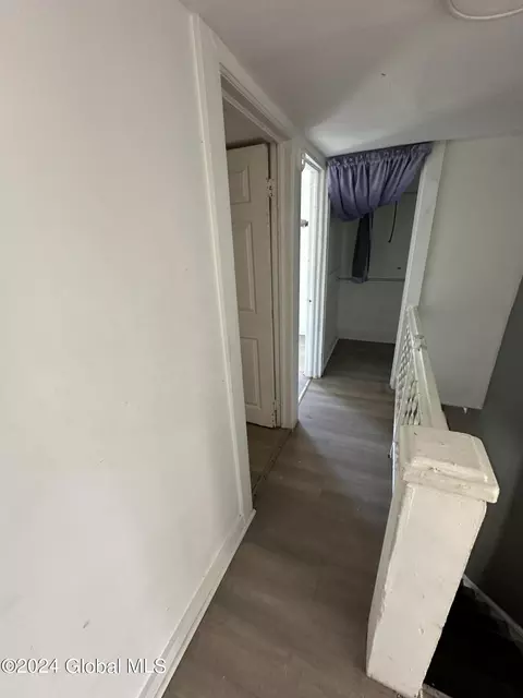 Entry Way - 9 Second Ave, Albany, NY 12202 photo 2 of 3