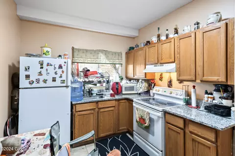 Kitchen - 829 Stanley St, Schenectady, NY 12307 photo 1 of 2