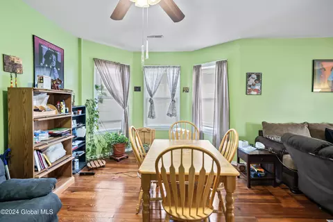 Dining - 829 Stanley St, Schenectady, NY 12307 photo 2 of 2