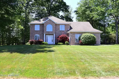 Exterior - 4 Praise Ln, Glenville, NY 12302 photo 8 of 9