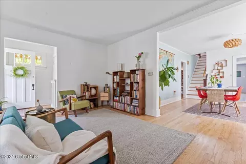 1102 Baker Ave, Schenectady, NY 12309 photo 10