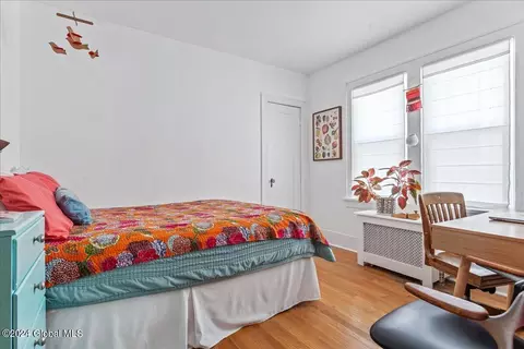 1102 Baker Ave, Schenectady, NY 12309 photo 22