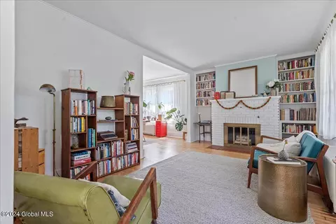 1102 Baker Ave, Schenectady, NY 12309 photo 6