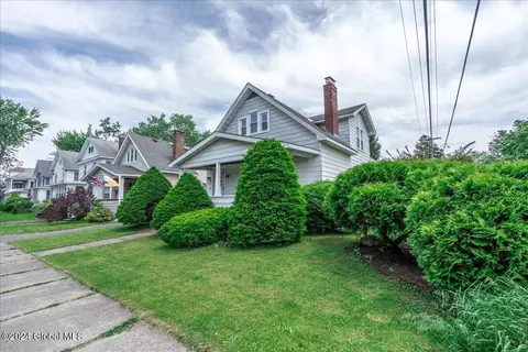 1102 Baker Ave, Schenectady, NY 12309 photo 44