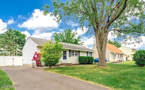 209 Sherman Ave, Troy, NY 12180 photo 2