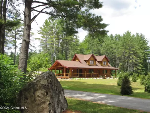1561 Ny-30, Wells, NY 12190