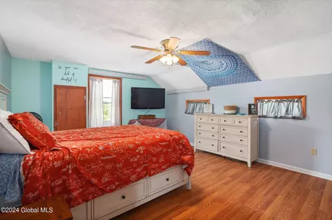 Bedroom - 2097 State Route 165, Cobleskill, NY 12043 photo 6 of 8