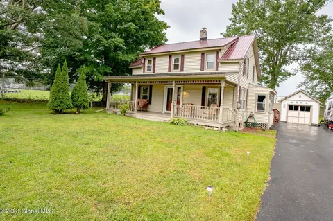 Exterior - 114 County Hwy 126, Broadalbin, NY 12025 photo 1 of 11