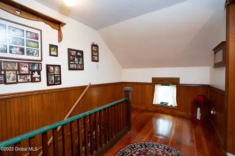 Entry Way - 114 County Hwy 126, Broadalbin, NY 12025 photo 5 of 6