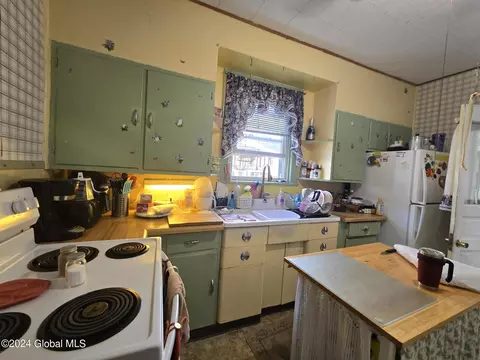 11 E Main St, Nelliston, NY 13410 photo 4