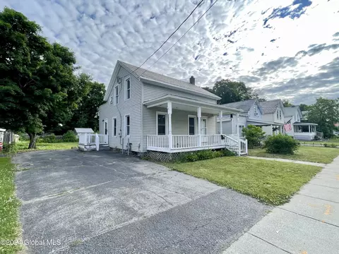 35 Second St, Glens Falls, NY 12801