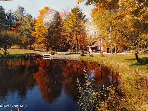 123 Hogback Rd, Crown Point, NY 12928