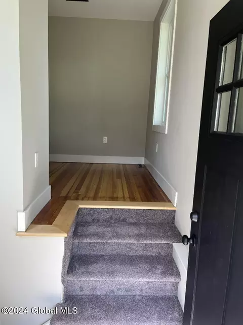 311 Pleasantview Ave, Scotia, NY 12302 photo 8