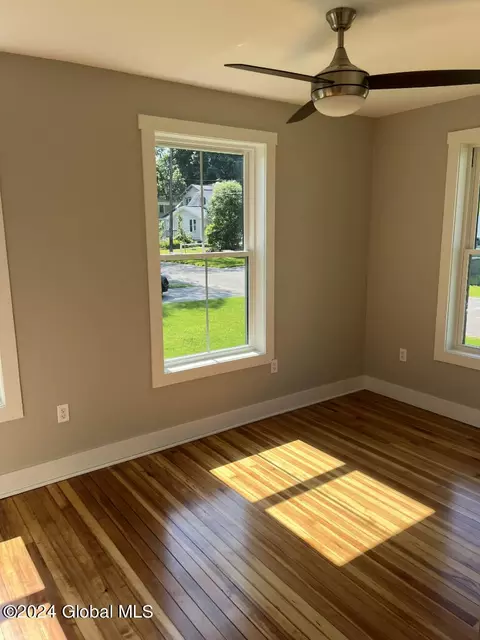 311 Pleasantview Ave, Scotia, NY 12302 photo 9
