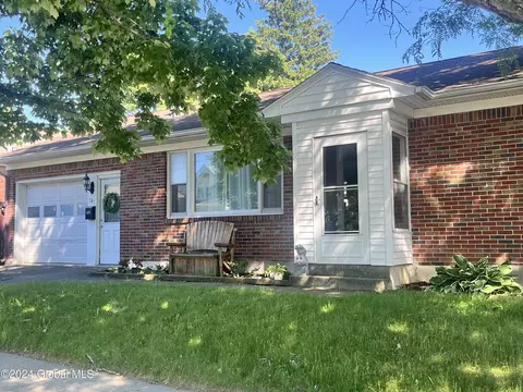 181 Whitehall Rd, Albany, NY 12209
