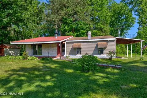 116 County Road 68, Saratoga Springs, NY 12866
