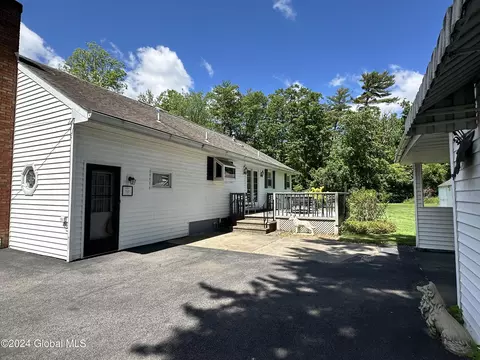 Exterior - 1219 Libby Ave, Schenectady, NY 12309 photo 4 of 13