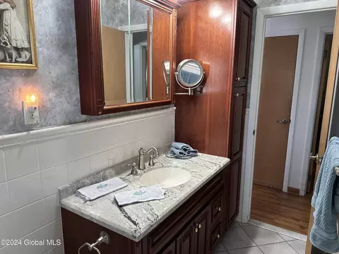 Bath - 1219 Libby Ave, Schenectady, NY 12309 photo 2 of 2