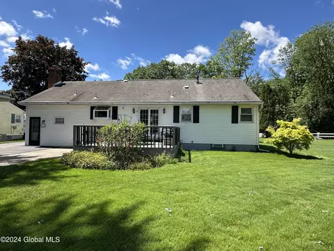 Exterior - 1219 Libby Ave, Schenectady, NY 12309 photo 2 of 13